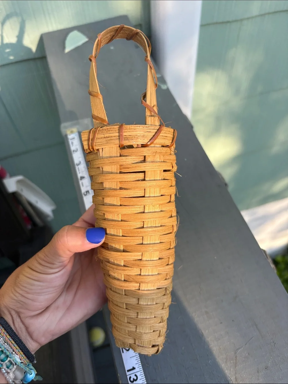 Woven Straw Wall Pocket Basket